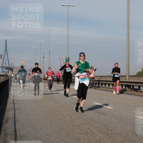 03.10.2025 - Köhlbrandbrückenlauf Fabian Wolf http://msf.ph/oto/9078025 03.10.2025 10:16:15 Position 3 3258 meine-sportfotos.de