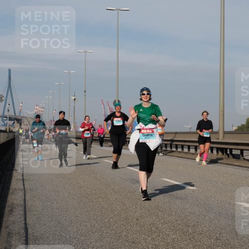 03.10.2025 - Köhlbrandbrückenlauf Fabian Wolf http://msf.ph/oto/9078038 03.10.2025 10:16:15 Position 3 3258 meine-sportfotos.de