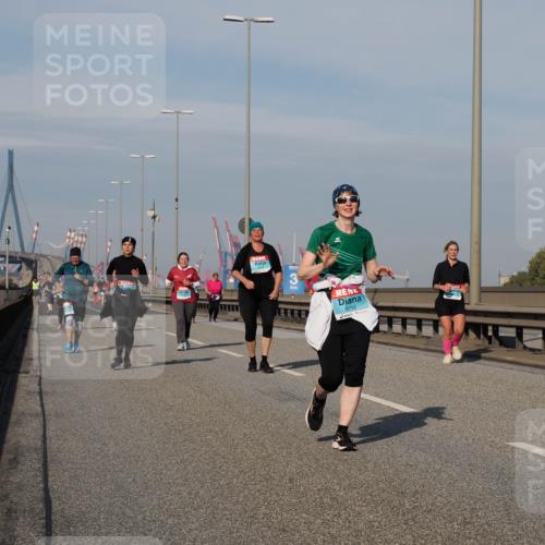 03.10.2025 - Köhlbrandbrückenlauf Fabian Wolf http://msf.ph/oto/9078059 03.10.2025 10:16:15 Position 3 3, 3258 meine-sportfotos.de
