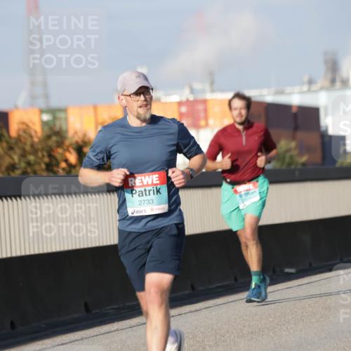 03.10.2025 - Köhlbrandbrückenlauf Jannik Wohlers http://msf.ph/oto/9078063 03.10.2025 09:52:50 Position 3 2733 meine-sportfotos.de