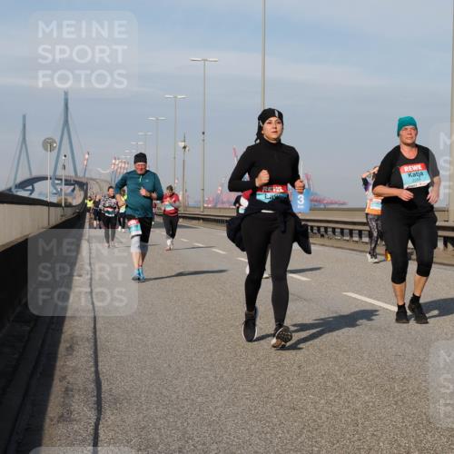 03.10.2025 - Köhlbrandbrückenlauf Fabian Wolf http://msf.ph/oto/9078146 03.10.2025 10:16:19 Position 3 2288 meine-sportfotos.de