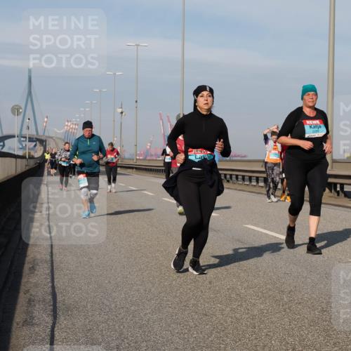 03.10.2025 - Köhlbrandbrückenlauf Fabian Wolf http://msf.ph/oto/9078156 03.10.2025 10:16:19 Position 3 2288 meine-sportfotos.de