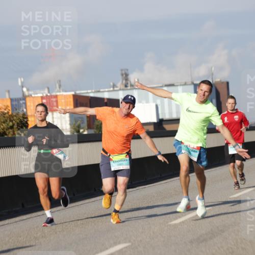 03.10.2025 - Köhlbrandbrückenlauf Jannik Wohlers http://msf.ph/oto/9078168 03.10.2025 09:52:53 Position 3 0, 2983 meine-sportfotos.de