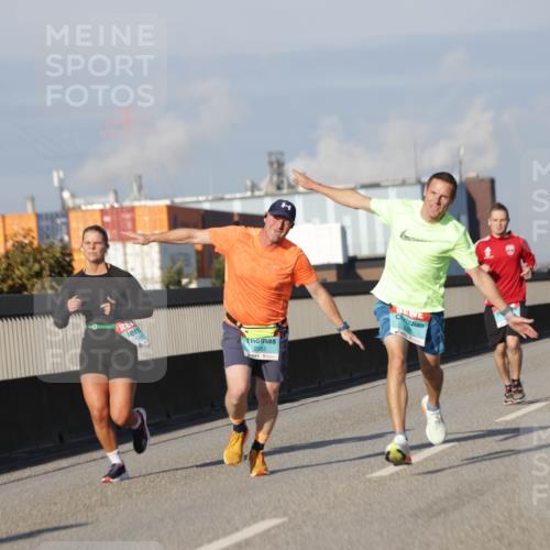 03.10.2025 - Köhlbrandbrückenlauf Jannik Wohlers http://msf.ph/oto/9078173 03.10.2025 09:52:54 Position 3 2983 meine-sportfotos.de