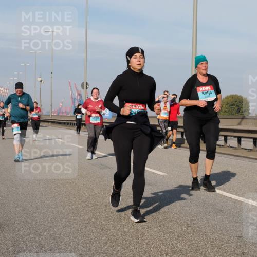 03.10.2025 - Köhlbrandbrückenlauf Fabian Wolf http://msf.ph/oto/9078182 03.10.2025 10:16:20 Position 3 2288 meine-sportfotos.de