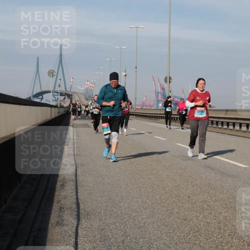 03.10.2025 - Köhlbrandbrückenlauf Fabian Wolf http://msf.ph/oto/9078201 03.10.2025 10:16:21 Position 3 433 meine-sportfotos.de