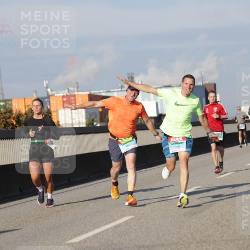 03.10.2025 - Köhlbrandbrückenlauf Jannik Wohlers http://msf.ph/oto/9078207 03.10.2025 09:52:54 Position 3 2983, 2981, 1294 meine-sportfotos.de