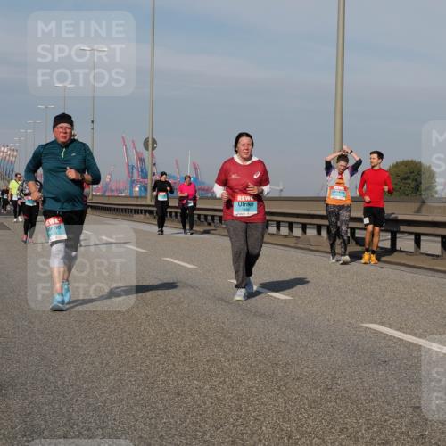 03.10.2025 - Köhlbrandbrückenlauf Fabian Wolf http://msf.ph/oto/9078242 03.10.2025 10:16:22 Position 3 1880 meine-sportfotos.de