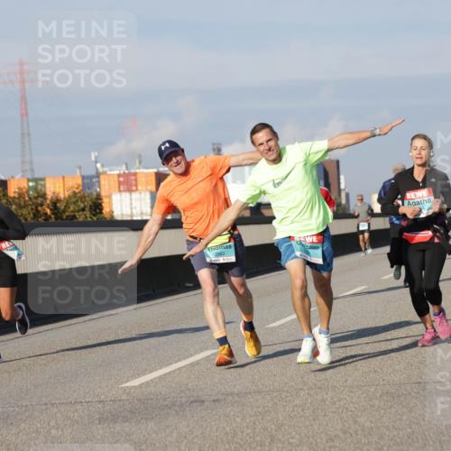 03.10.2025 - Köhlbrandbrückenlauf Jannik Wohlers http://msf.ph/oto/9078267 03.10.2025 09:52:55 Position 3 2983 meine-sportfotos.de