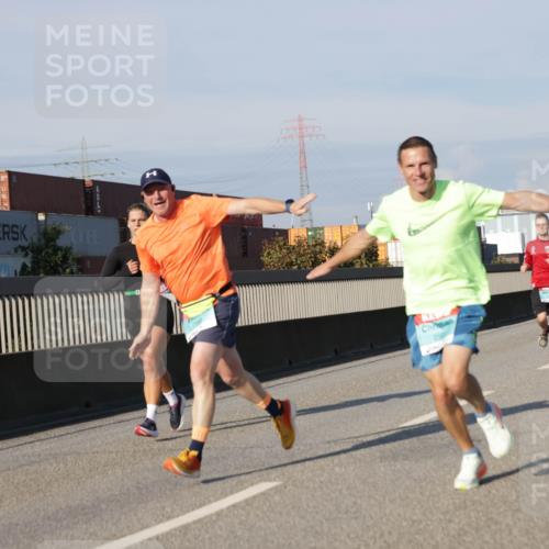 03.10.2025 - Köhlbrandbrückenlauf Jannik Wohlers http://msf.ph/oto/9078338 03.10.2025 09:52:56 Position 3 0 meine-sportfotos.de