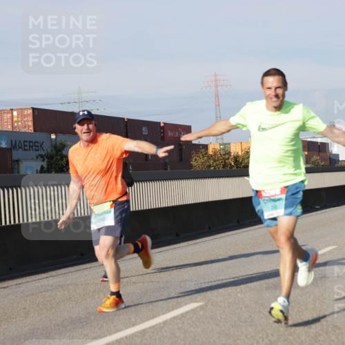 03.10.2025 - Köhlbrandbrückenlauf Jannik Wohlers http://msf.ph/oto/9078344 03.10.2025 09:52:56 Position 3  meine-sportfotos.de