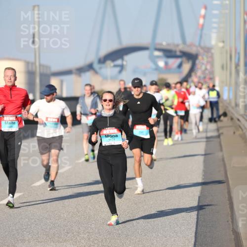 03.10.2025 - Köhlbrandbrückenlauf Jannik Wohlers http://msf.ph/oto/9078410 03.10.2025 09:45:36 Position 3 3358, 3174 meine-sportfotos.de