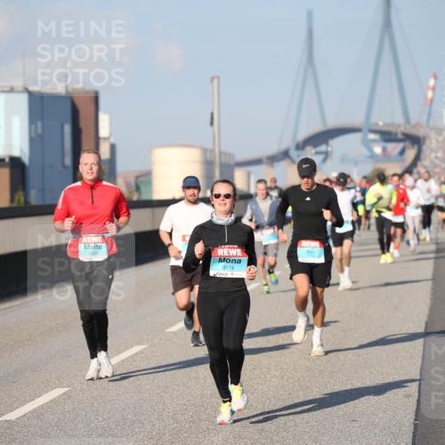03.10.2025 - Köhlbrandbrückenlauf Jannik Wohlers http://msf.ph/oto/9078458 03.10.2025 09:45:38 Position 3 3174 meine-sportfotos.de