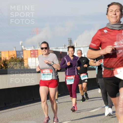 03.10.2025 - Köhlbrandbrückenlauf Jannik Wohlers http://msf.ph/oto/9078611 03.10.2025 09:53:03 Position 3 2731, 3309 meine-sportfotos.de
