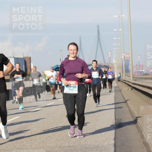 03.10.2025 - Köhlbrandbrückenlauf Jannik Wohlers http://msf.ph/oto/9078626 03.10.2025 09:53:04 Position 3 1336, 2734 meine-sportfotos.de