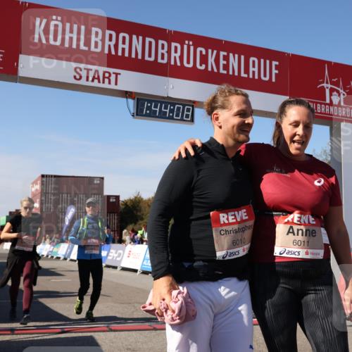03.10.2025 - Köhlbrandbrückenlauf Lena Gebhardt http://msf.ph/oto/9078710 03.10.2025 13:44:08 Ziel 4295, 4906, 5415, 5416, 5445, 6010, 6011, 6550 meine-sportfotos.de