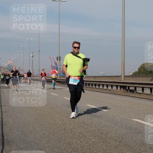 03.10.2025 - Köhlbrandbrückenlauf Fabian Wolf http://msf.ph/oto/9078715 03.10.2025 10:16:38 Position 3 2223 meine-sportfotos.de