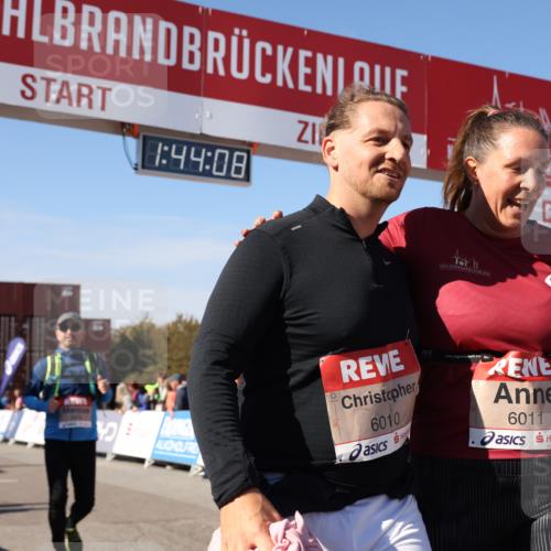 03.10.2025 - Köhlbrandbrückenlauf Lena Gebhardt http://msf.ph/oto/9078728 03.10.2025 13:44:09 Ziel 4295, 4906, 5415, 5416, 5445, 6010, 6011, 6550 meine-sportfotos.de