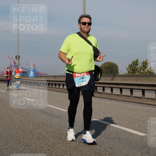 03.10.2025 - Köhlbrandbrückenlauf Fabian Wolf http://msf.ph/oto/9078788 03.10.2025 10:16:40 Position 3 2223 meine-sportfotos.de