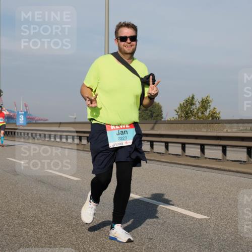 03.10.2025 - Köhlbrandbrückenlauf Fabian Wolf http://msf.ph/oto/9078796 03.10.2025 10:16:40 Position 3 2223 meine-sportfotos.de