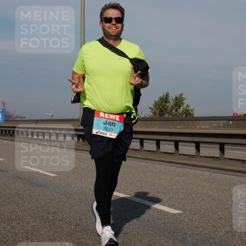 03.10.2025 - Köhlbrandbrückenlauf Fabian Wolf http://msf.ph/oto/9078805 03.10.2025 10:16:40 Position 3 2223, 111 meine-sportfotos.de