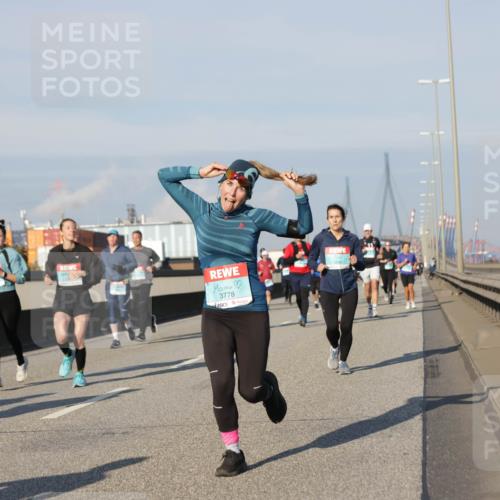 03.10.2025 - Köhlbrandbrückenlauf Jannik Wohlers http://msf.ph/oto/9078812 03.10.2025 09:53:07 Position 3 3778 meine-sportfotos.de