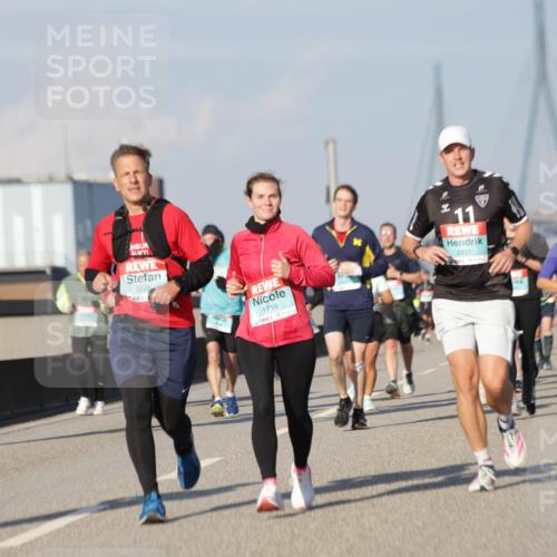 03.10.2025 - Köhlbrandbrückenlauf Jannik Wohlers http://msf.ph/oto/9078919 03.10.2025 09:53:11 Position 3 3272, 1716, 11, 2431 meine-sportfotos.de