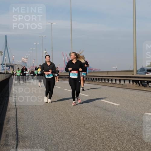 03.10.2025 - Köhlbrandbrückenlauf Fabian Wolf http://msf.ph/oto/9078973 03.10.2025 10:16:55 Position 3 3374 meine-sportfotos.de