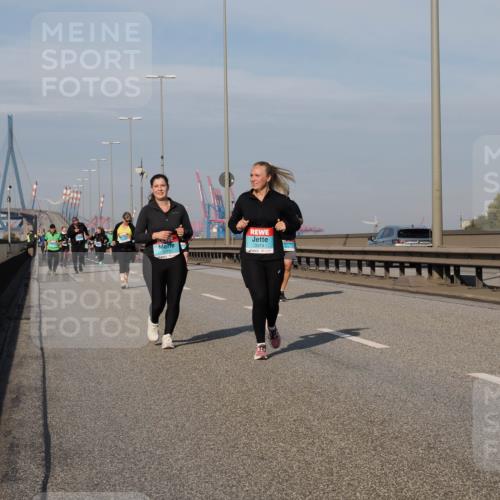 03.10.2025 - Köhlbrandbrückenlauf Fabian Wolf http://msf.ph/oto/9078991 03.10.2025 10:16:55 Position 3 3374 meine-sportfotos.de