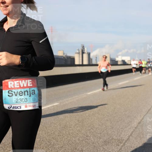 03.10.2025 - Köhlbrandbrückenlauf Lena Gebhardt http://msf.ph/oto/9079093 03.10.2025 10:03:19 Position 2 2303 meine-sportfotos.de