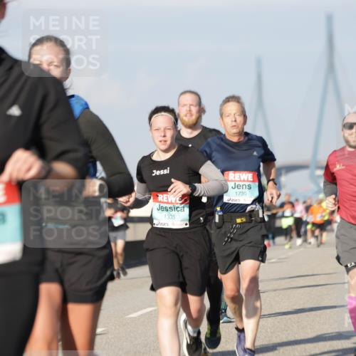 03.10.2025 - Köhlbrandbrückenlauf Jannik Wohlers http://msf.ph/oto/9079179 03.10.2025 09:53:18 Position 3 1335, 1739 meine-sportfotos.de