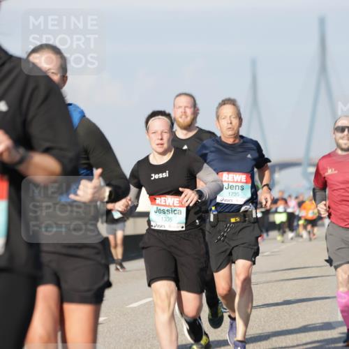 03.10.2025 - Köhlbrandbrückenlauf Jannik Wohlers http://msf.ph/oto/9079184 03.10.2025 09:53:18 Position 3 1335, 1739 meine-sportfotos.de