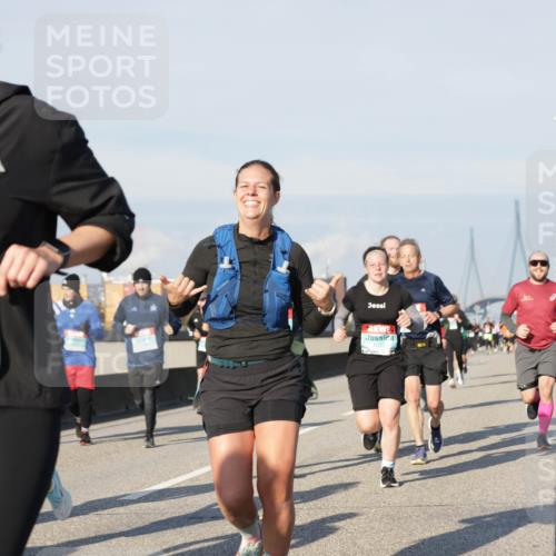 03.10.2025 - Köhlbrandbrückenlauf Jannik Wohlers http://msf.ph/oto/9079221 03.10.2025 09:53:19 Position 3 1238, 1335 meine-sportfotos.de