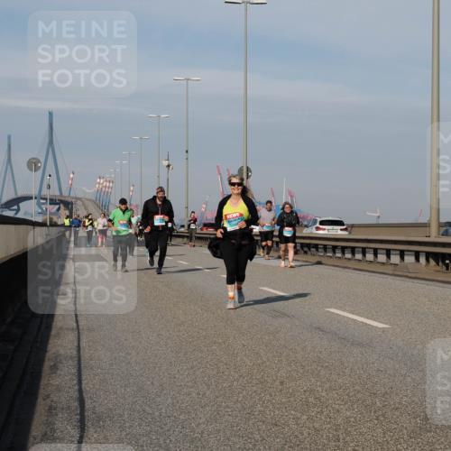 03.10.2025 - Köhlbrandbrückenlauf Fabian Wolf http://msf.ph/oto/9079230 03.10.2025 10:17:03 Position 3 4693 meine-sportfotos.de