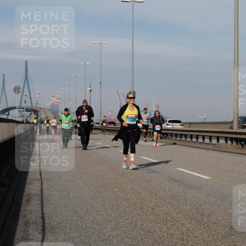 03.10.2025 - Köhlbrandbrückenlauf Fabian Wolf http://msf.ph/oto/9079238 03.10.2025 10:17:03 Position 3 4693 meine-sportfotos.de