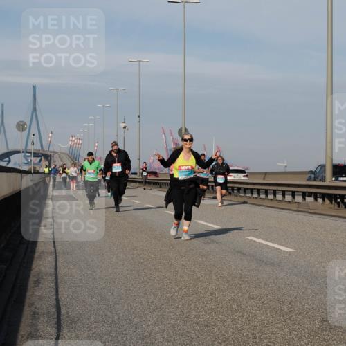03.10.2025 - Köhlbrandbrückenlauf Fabian Wolf http://msf.ph/oto/9079245 03.10.2025 10:17:03 Position 3 4693 meine-sportfotos.de