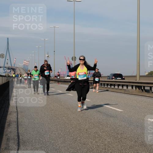 03.10.2025 - Köhlbrandbrückenlauf Fabian Wolf http://msf.ph/oto/9079288 03.10.2025 10:17:04 Position 3 3456 meine-sportfotos.de