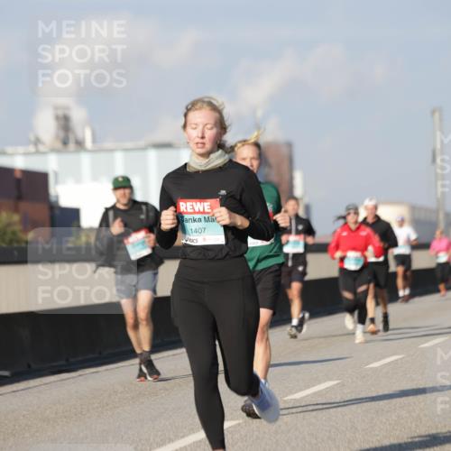 03.10.2025 - Köhlbrandbrückenlauf Jannik Wohlers http://msf.ph/oto/9079435 03.10.2025 09:53:25 Position 3 1407 meine-sportfotos.de