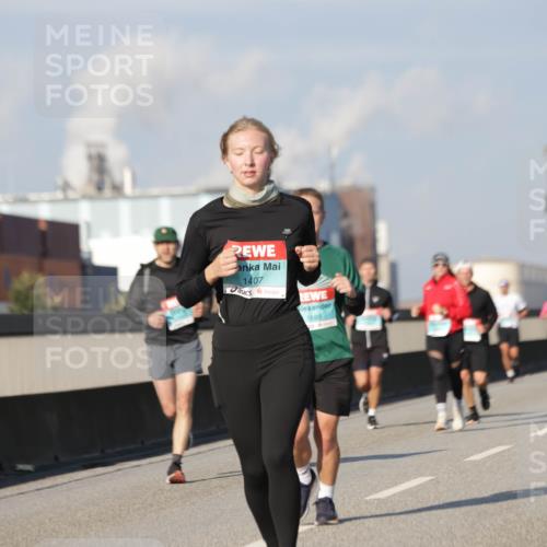 03.10.2025 - Köhlbrandbrückenlauf Jannik Wohlers http://msf.ph/oto/9079450 03.10.2025 09:53:25 Position 3 1407, 1699 meine-sportfotos.de