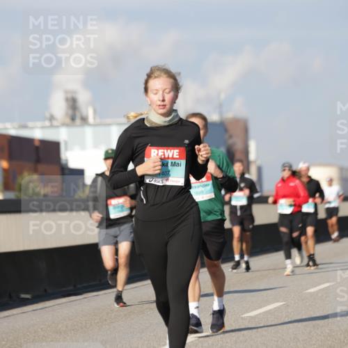 03.10.2025 - Köhlbrandbrückenlauf Jannik Wohlers http://msf.ph/oto/9079459 03.10.2025 09:53:26 Position 3 1407, 1699 meine-sportfotos.de