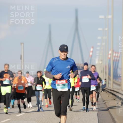 03.10.2025 - Köhlbrandbrückenlauf Jannik Wohlers http://msf.ph/oto/9079587 03.10.2025 09:53:35 Position 3 3261 meine-sportfotos.de