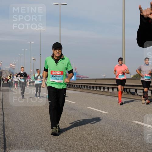 03.10.2025 - Köhlbrandbrückenlauf Fabian Wolf http://msf.ph/oto/9079597 03.10.2025 10:17:12 Position 3 2453, 3 meine-sportfotos.de