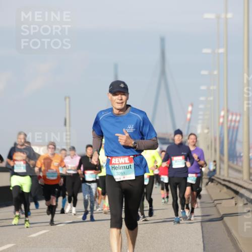 03.10.2025 - Köhlbrandbrückenlauf Jannik Wohlers http://msf.ph/oto/9079625 03.10.2025 09:53:36 Position 3 3261 meine-sportfotos.de