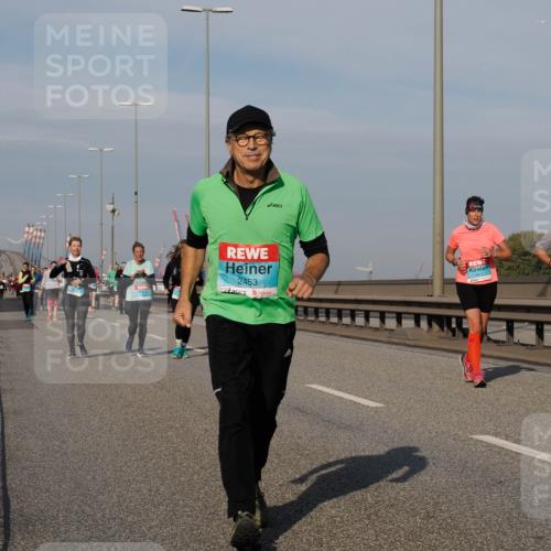 03.10.2025 - Köhlbrandbrückenlauf Fabian Wolf http://msf.ph/oto/9079638 03.10.2025 10:17:13 Position 3 2453 meine-sportfotos.de