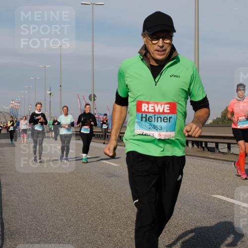 03.10.2025 - Köhlbrandbrückenlauf Fabian Wolf http://msf.ph/oto/9079669 03.10.2025 10:17:14 Position 3 2453, 2612 meine-sportfotos.de