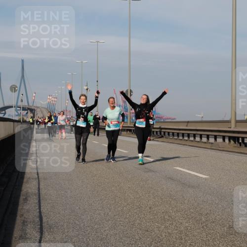 03.10.2025 - Köhlbrandbrückenlauf Fabian Wolf http://msf.ph/oto/9079733 03.10.2025 10:17:16 Position 3  meine-sportfotos.de