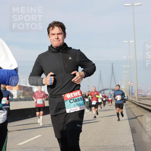 03.10.2025 - Köhlbrandbrückenlauf Jannik Wohlers http://msf.ph/oto/9079752 03.10.2025 10:01:38 Position 3 2404, 1760 meine-sportfotos.de