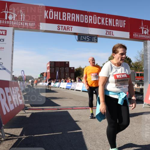 03.10.2025 - Köhlbrandbrückenlauf Lena Gebhardt http://msf.ph/oto/9079770 03.10.2025 13:45:16 Ziel 5015, 6264, 6695 meine-sportfotos.de
