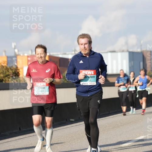 03.10.2025 - Köhlbrandbrückenlauf Jannik Wohlers http://msf.ph/oto/9079772 03.10.2025 10:01:40 Position 3 1883, 1712 meine-sportfotos.de