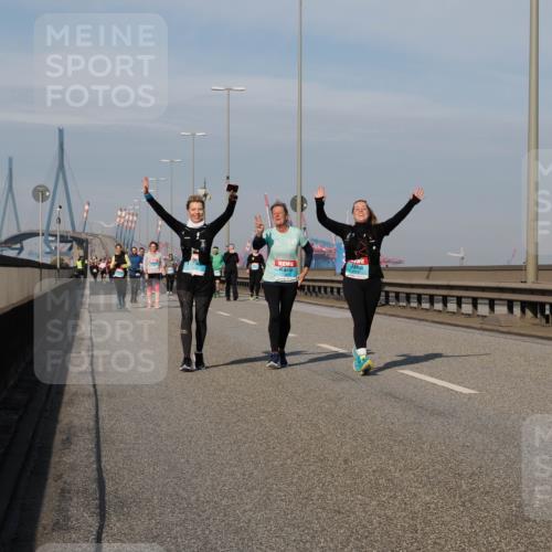 03.10.2025 - Köhlbrandbrückenlauf Fabian Wolf http://msf.ph/oto/9079774 03.10.2025 10:17:16 Position 3  meine-sportfotos.de